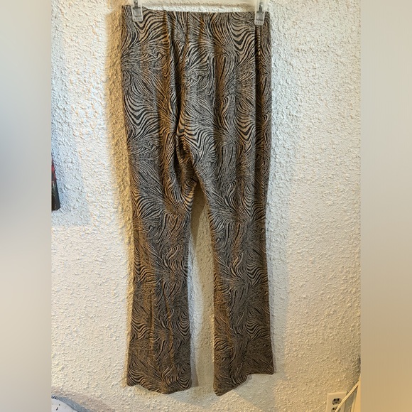 ZARA ANIMAL PRINT LEGGINGS - Picture 3 of 3